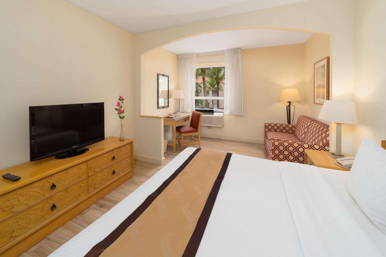 Quality Hotel Real Aeropuerto San Salvador San Luis Buitenkant foto