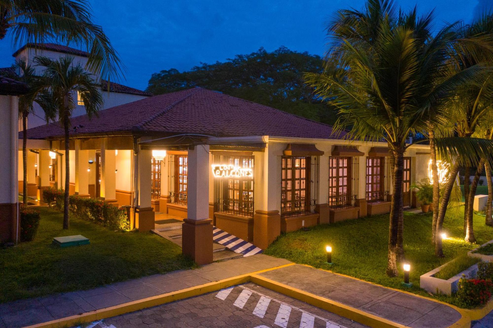 Quality Hotel Real Aeropuerto San Salvador San Luis Buitenkant foto